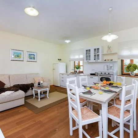 Danica Vikendica Sukosan