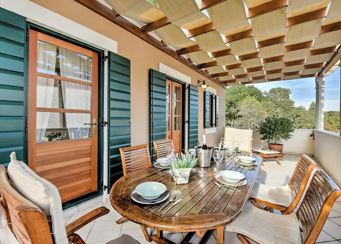 Danica Semesterbostad *