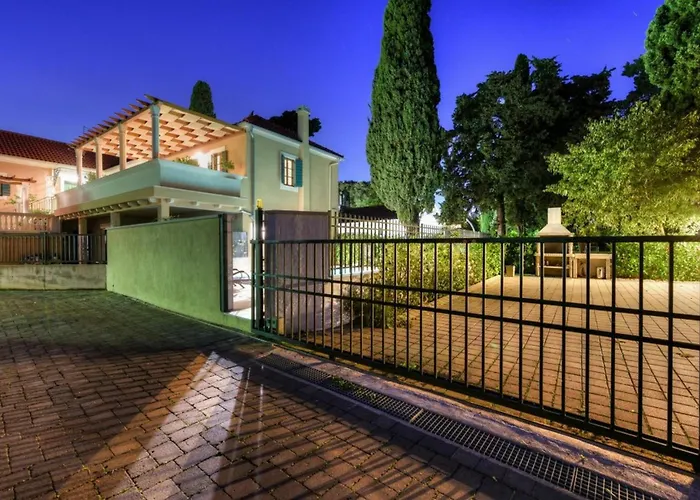 Danica Дом отдыха Сукошан